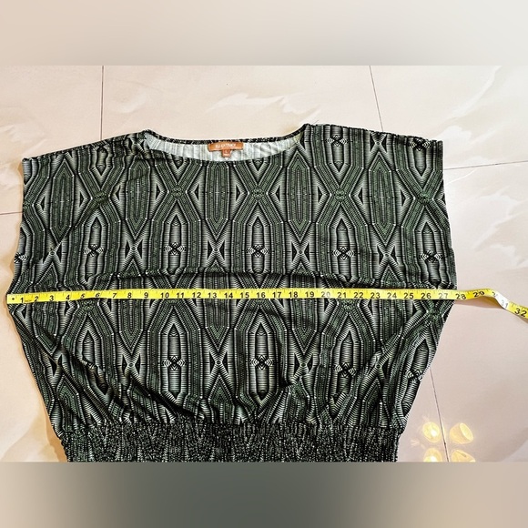 Ellen Tracy Blouse Ellen tracy green multicolors stamps top blouse size Large - Picture 12 of 16